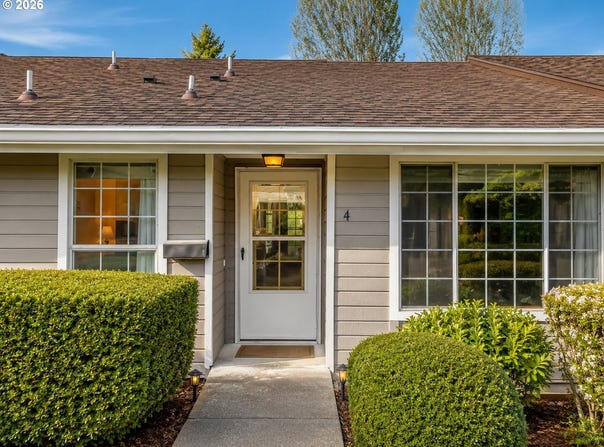 13775 SW SCHOLLS FERRY Rd, Beaverton, OR 97008