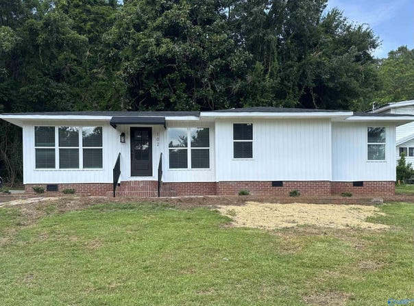 102 Iris, Gadsden, AL 35901