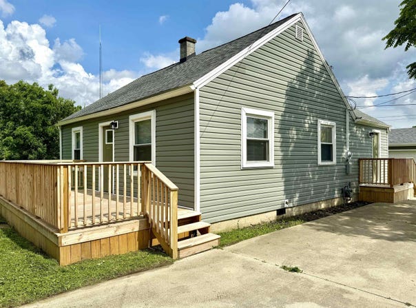 405 E Cowing Drive, Muncie, IN 47303