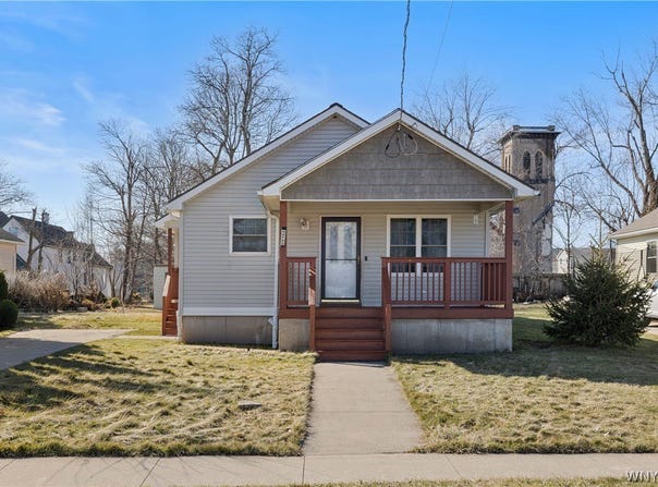 98 Fox Street, Buffalo, NY 14212