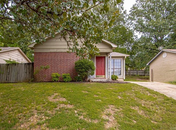 3711 Stonehedge Dr., Little Rock, AR 72204