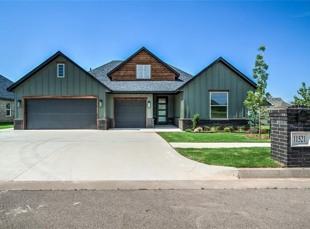 11521 NW 102nd Street, Yukon, OK 73099
