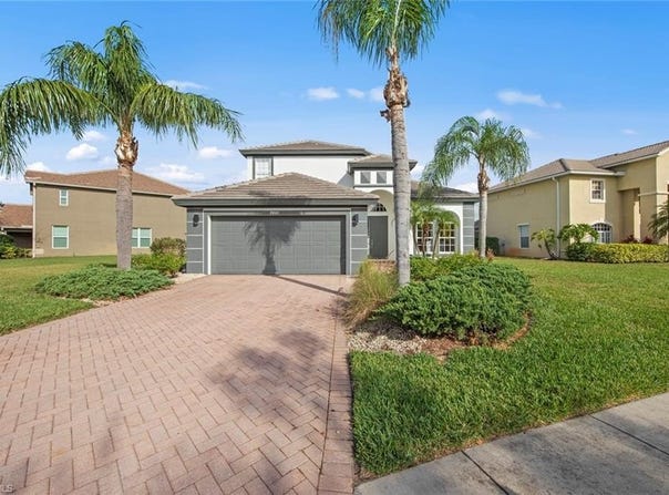 20141 ROOKERY Dr, ESTERO, FL 33928