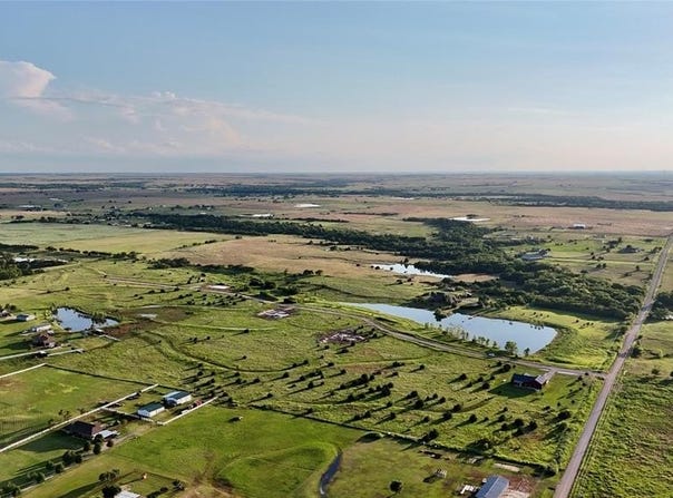 9 E 880 Road, Cashion, OK 73016