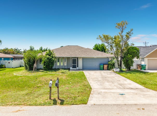 1832 SE Van Loon Terrace, Cape Coral, FL 33990