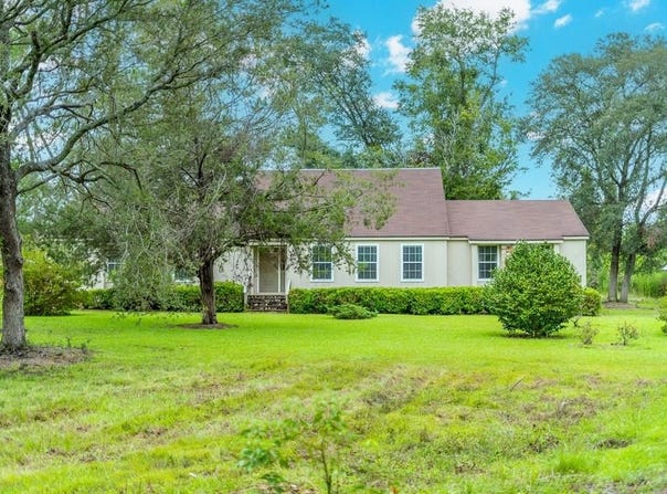 389 Pine Valley rd, Douglas, GA 31535