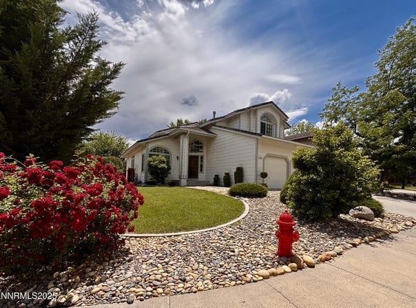 3882 Streamside Court, Reno, NV 89519