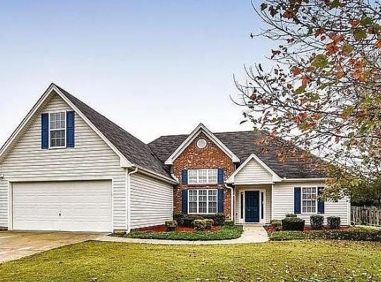 1040 Brushystone Drive, Loganville, GA 30052