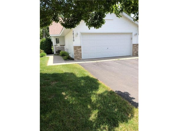 12170 Hillcrest Court SE, Becker, MN 55308