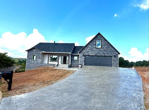 2340 Wellington Point, Morristown, TN 37814