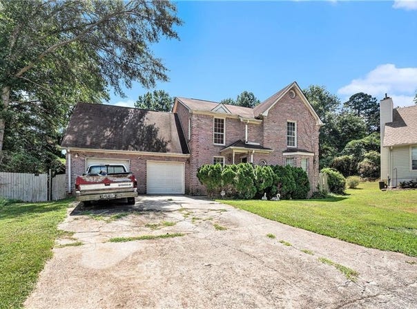 890 Kent Court, Lithonia, GA 30058