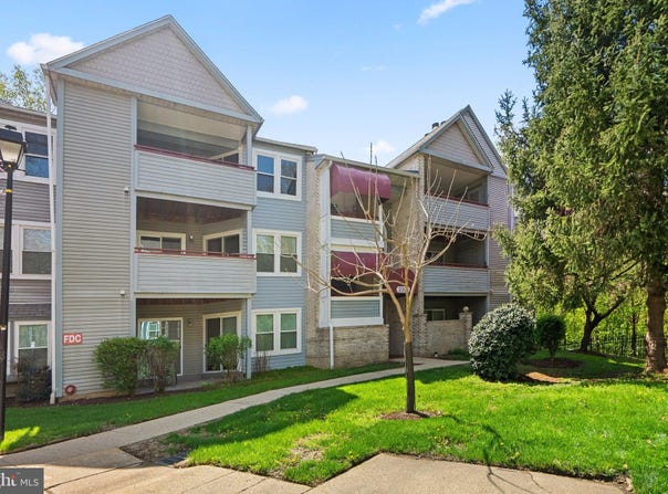 3301 SIR THOMAS DRIVE, SILVER SPRING, MD 20904