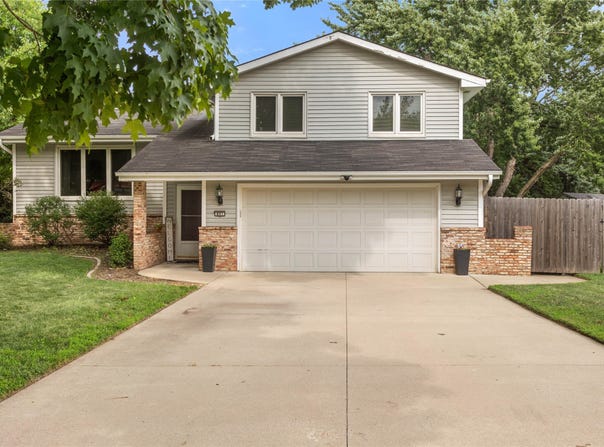801 NW Maple Street, Ankeny, IA 50023