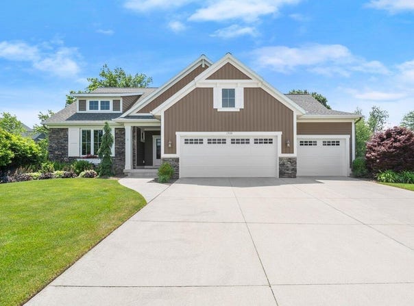1560 Marksbury Court, Byron Center, MI 49315