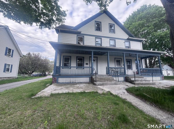32-34 Linnell Street, Plainfield, CT 06354