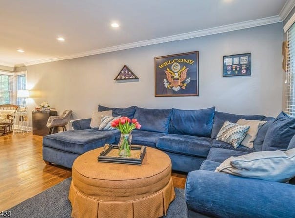76 W Valley View Dr, Morristown Town, NJ 07960