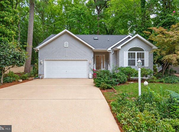 36 FAIRWAY Lane, OCEAN PINES, MD 21811