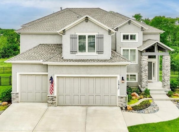 17817 Grandview Street, Overland Park, KS 66013