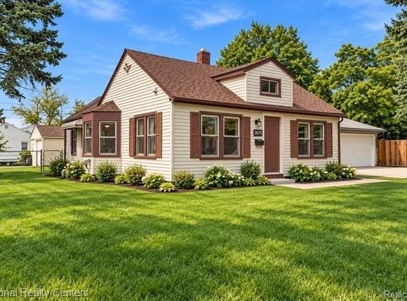 20875 Elroy Avenue, Warren, MI 48089