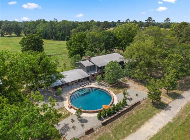 6114 HWY 37, Mount Vernon, TX 75494