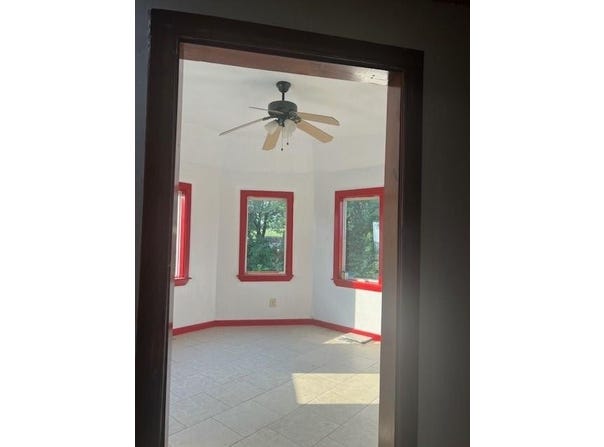 27197 179th Street, Leavenworth, KS 66048
