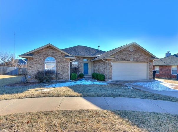 2716 SE 92nd Circle, Moore, OK 73160