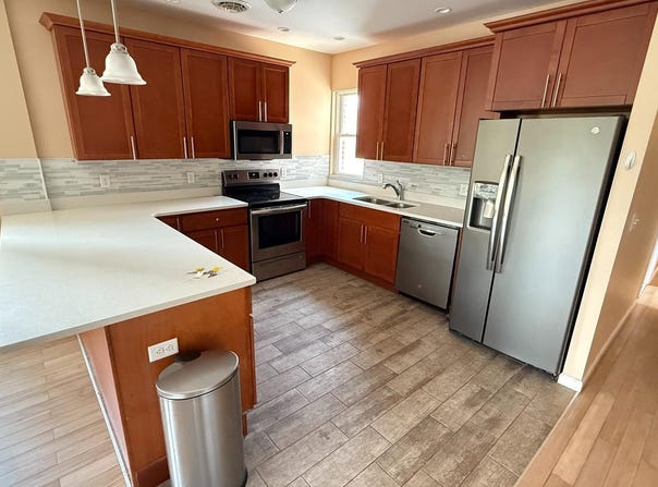 219 S WASHINGTON ST, WILKES BARRE, PA 18701