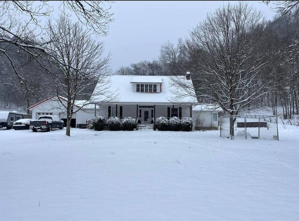283 Hunting Creek Road, Whitleyville, TN 38588