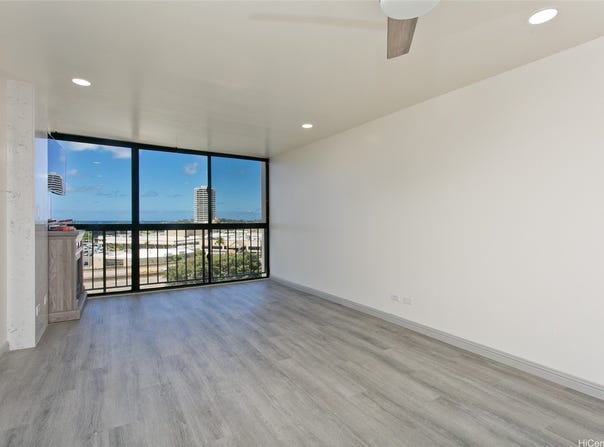 4300 Waialae Avenue, Honolulu, HI 96816