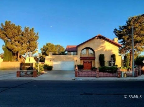 929 W Vicki AVE, Ridgecrest, CA 93555