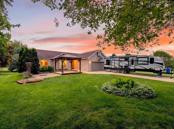 3781 TOKEN Road, DeForest, WI 53532