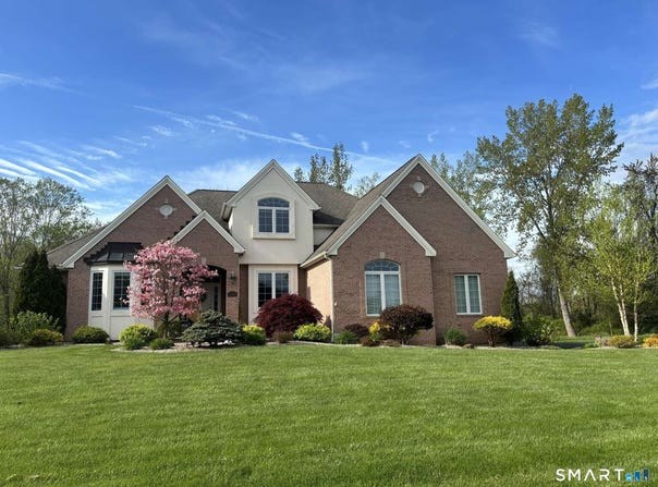 5 Westmont Road, Wethersfield, CT 06109