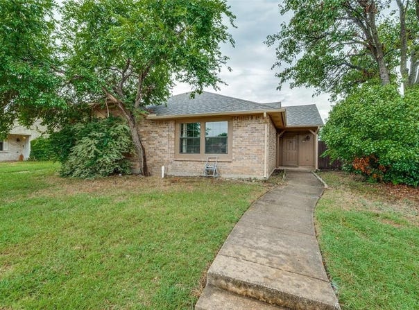 4461 Chapman Street, The Colony, TX 75056