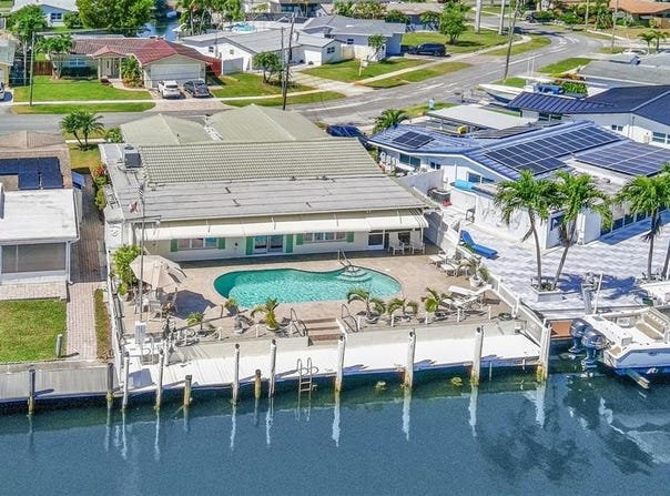 818 Argonaut Isle, Dania Beach, FL 33004