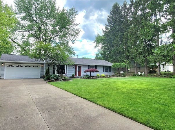 796 CHENOOK TRAIL, MACEDONIA, OH 44056