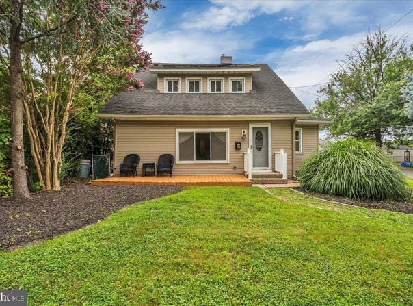 1014 W KINGS Highway, MOUNT EPHRAIM, NJ 08059