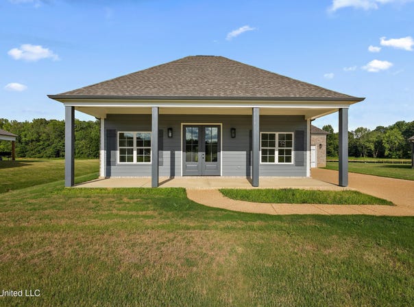 660 Wells Drive, Hernando, MS 38632