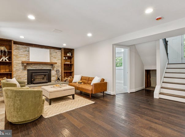 208 MARIE AVENUE, SEVERNA PARK, MD 21146