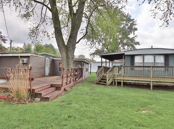 6042 & 6050 N Harding Court, Monticello, IN 47960