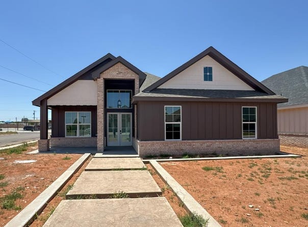 Andrews, TX 79714