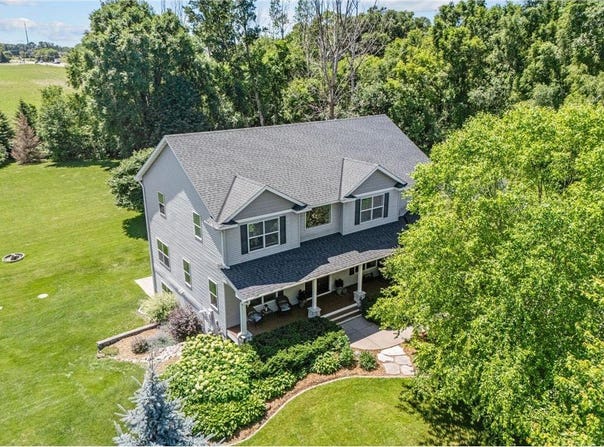 19885 Hunters Ridge, Rogers, MN 55374