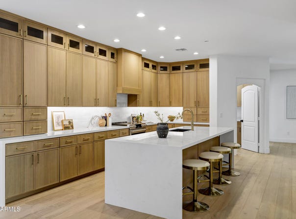 2774 E VALENCIA Street, Gilbert, AZ 85296