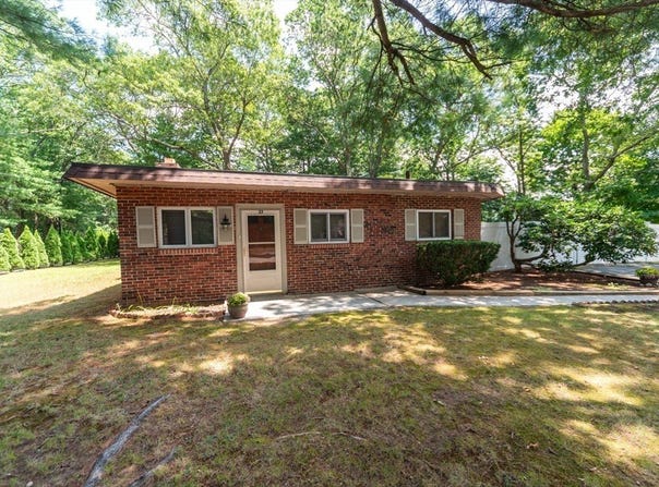 22 James Ave, Stoughton, MA 02072