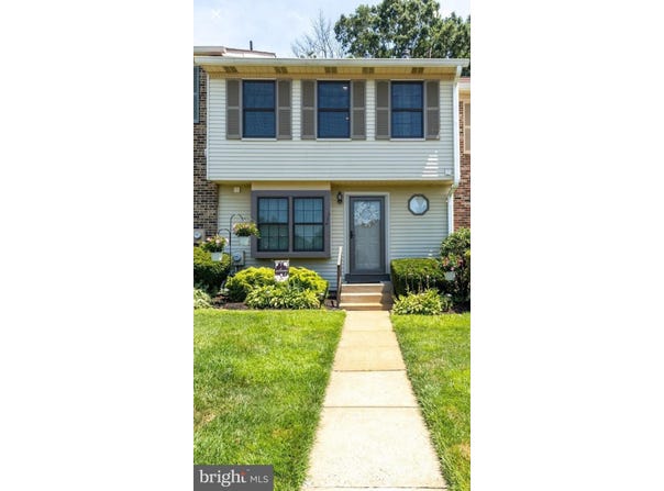 174 CAMBER LANE, MOUNT LAUREL, NJ 08054