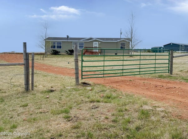 13 Lila Rd, Gillette, WY 82718
