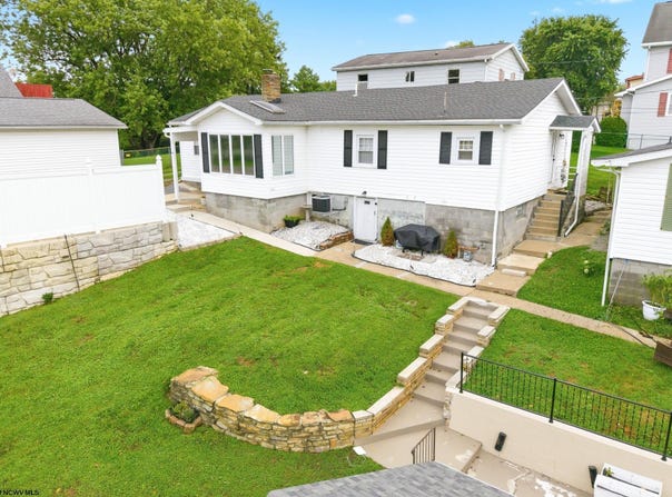 184 Vincent Avenue, Westover, WV 26501