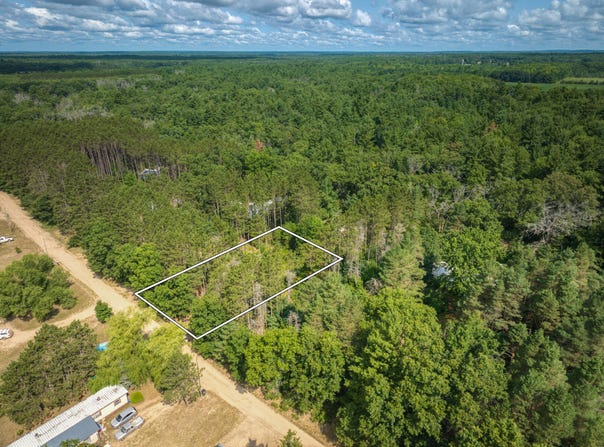 E 29th Street, White Cloud, MI 49349