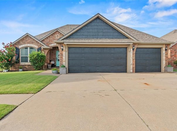11700 SW 17th Street, Yukon, OK 73099