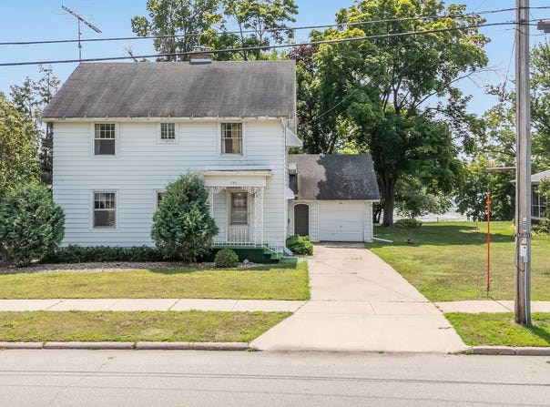 286 LAKE Avenue, MONTELLO, WI 53949