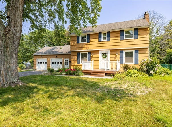 32 Hawley Drive, Webster, NY 14580